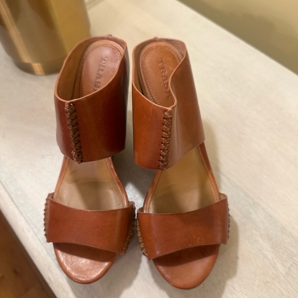 Trask Rikki tan Leather wedge sandals
